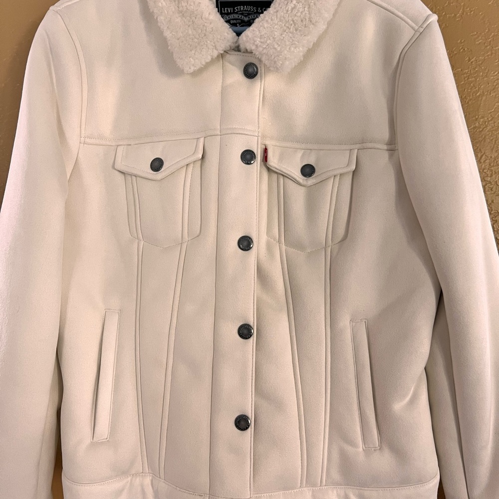 Levi’s Women Cream Faux Jacket - Picture 5 of 11